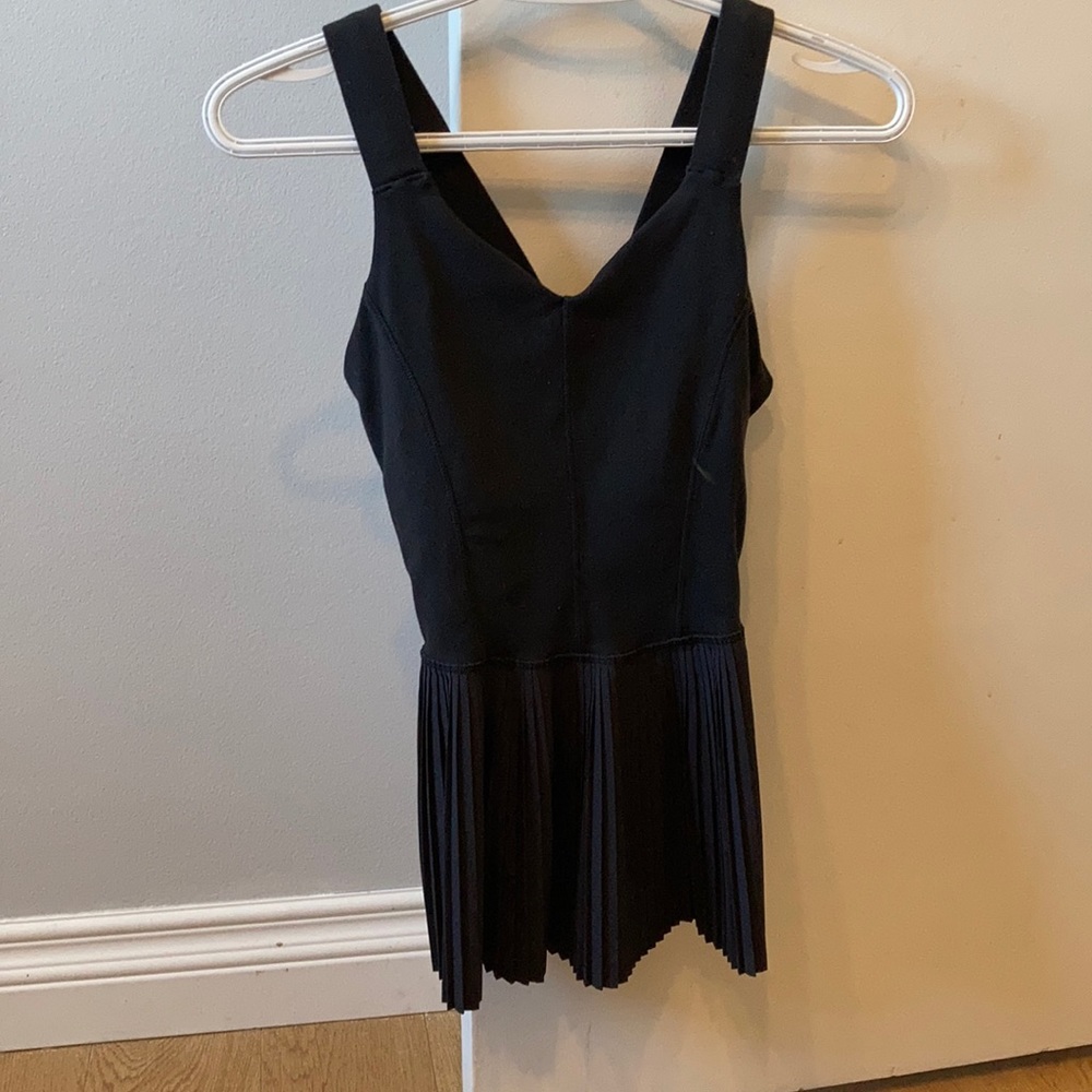 Black peplum workout top